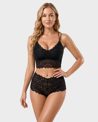 Conjunto Romántico de Bralette y Panty de Encaje
