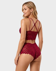 Conjunto Romántico de Bralette y Panty de Encaje