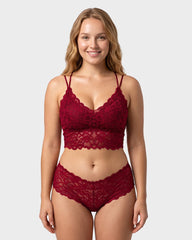 Conjunto Romántico de Bralette y Panty de Encaje